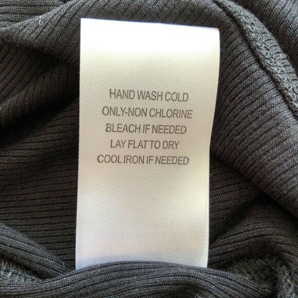 One One Six Ruched Neck Sleeve Short Dress Sz Lg - Picture 11 of 11